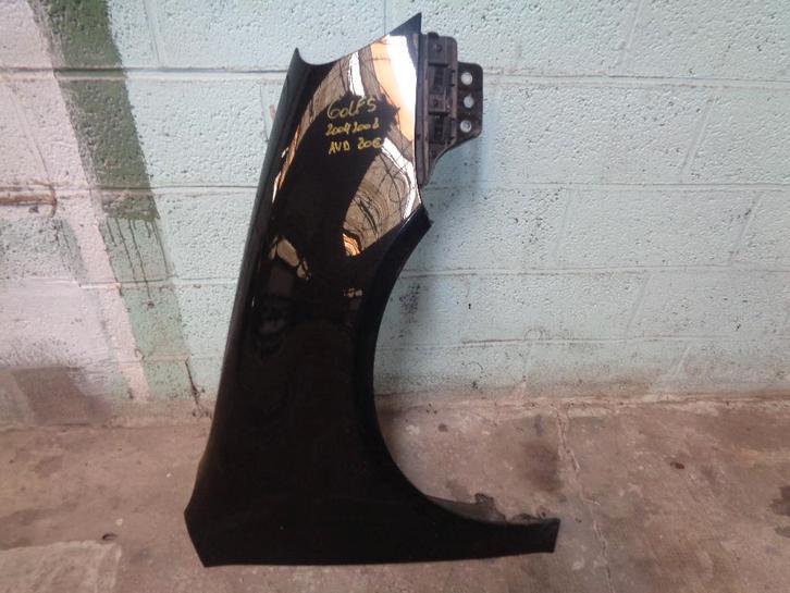 A vendre aile droite VW Golf 5 2004 à 2008, Auto-onderdelen, Carrosserie, Volkswagen, Rechts, Gebruikt, Ophalen