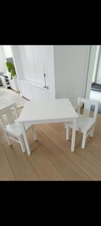 Ikea setje kritter tafel en twee stoelen., Kinderen en Baby's, Kinderkamer | Tafels en Stoelen, Ophalen, Zo goed als nieuw, Stoel(en)