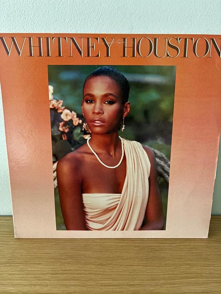 LP - Whitney Houston - Whitney Houston, Cd's en Dvd's, Vinyl | Pop, Gebruikt, 1980 tot 2000, 12 inch, Ophalen of Verzenden