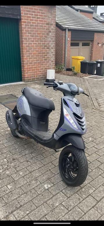 Zip 50cc iget beschikbaar voor biedingen