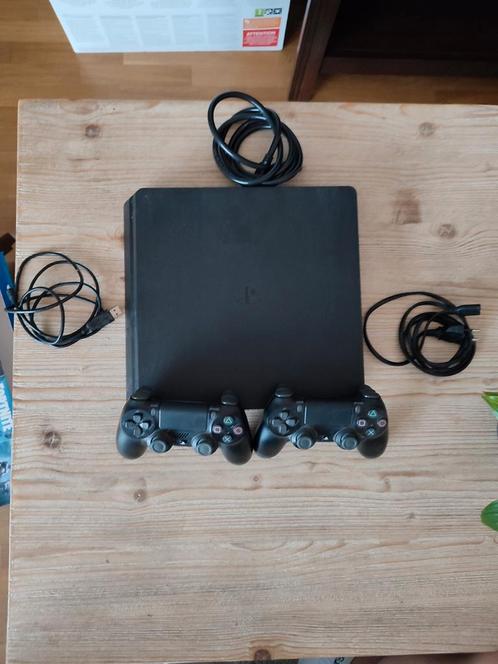 Console Playstation 4 complète à vendre, Consoles de jeu & Jeux vidéo, Consoles de jeu | Sony PlayStation 4, Enlèvement ou Envoi