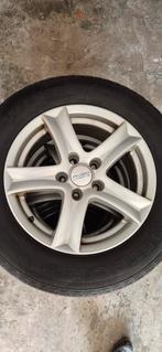 Velgen VW Tiguan, Ophalen, 16 inch, Banden en Velgen, Winterbanden