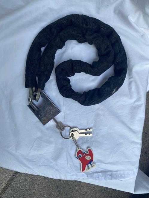 Stanley Heavy Duty Steel Bicycle Lock, Chain + Padlock, Fietsen en Brommers, Fietsaccessoires | Fietssloten, Gebruikt, Kettingslot