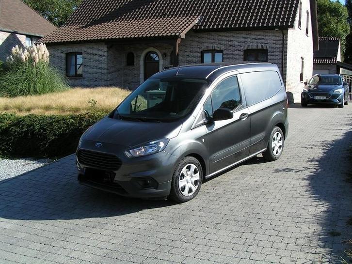 Ford transit courier, lichte vracht, 1000cc , 100pk , '2021, Auto's, Bestelwagens en Lichte vracht, Bedrijf, Te koop, ABS, Airbags