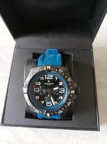 Montre Alpha Sierra Vulcan pour homme à vendre.