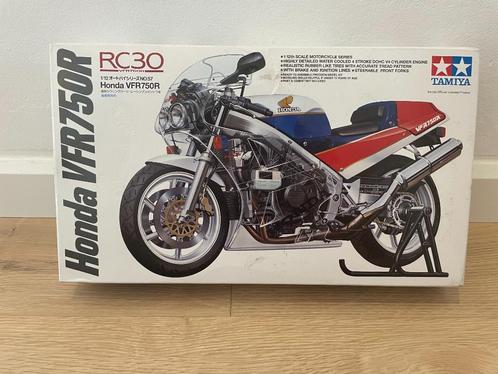 Tamiya Honda VFR 750R 1/12 #14057, Hobby en Vrije tijd, Modelbouw | Auto's en Voertuigen, Zo goed als nieuw, Overige typen, Groter dan 1:32