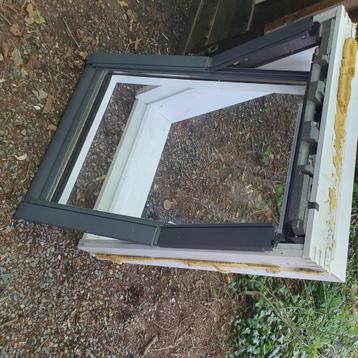 Velux dakramen GGL-MK04 (78×98) beschikbaar voor biedingen