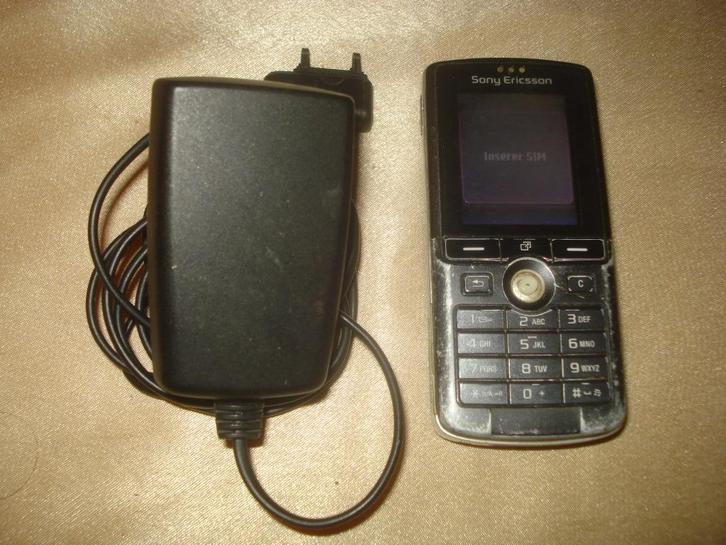 SONY-ERICSSON K750i Gsm Vintage, Telecommunicatie, Mobiele telefoons | Nokia, Gebruikt, Klassiek of Candybar, Ophalen of Verzenden