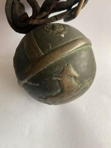 Antieke Bronzen Bel met Paardenmotief. beschikbaar voor biedingen