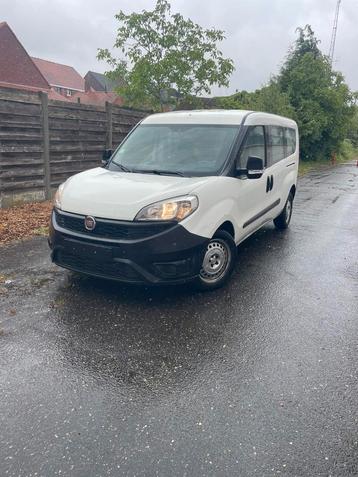 Fiat doblo 2016, Auto's, Bestelwagens en Lichte vracht, Voorwielaandrijving, Euro 5, Stof, Wit