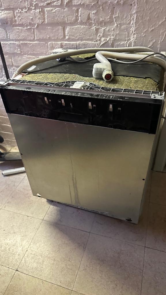 Lave-vaisselle encastrable Siemens (partiellement defect), Electroménager, Lave-vaisselle, Utilisé, Encastré, Enlèvement