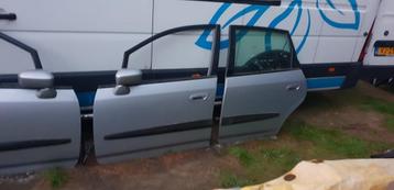 HONDA STREAM PORTIEREN LV+LA BJ 2001 beschikbaar voor biedingen