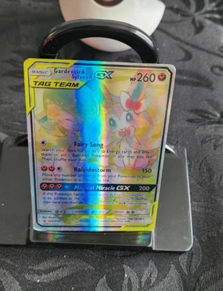 Gardevoir & Sylveon Tag team GX pokemon kaart, Hobby en Vrije tijd, Verzamelkaartspellen | Pokémon, Zo goed als nieuw, Losse kaart
