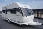 Nieuwe 4pers.Hobby met 2x1p bed, rondzit, BADKAMERCARAVAN, Caravans en Kamperen, Caravans, Rondzit, Hobby, Bedrijf, Koelkast