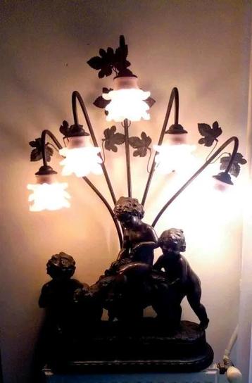 Antieke lamp cipriani  beschikbaar voor biedingen
