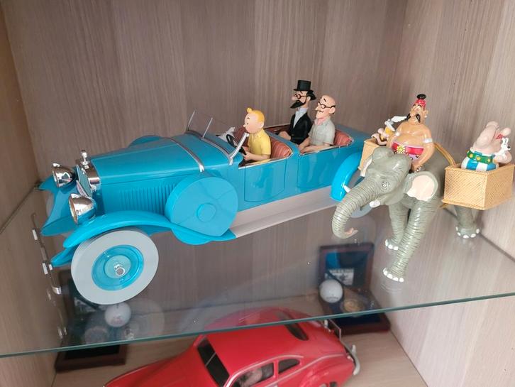 Verschillende auto's te koop: Aroutcheff, Moulinsart..., Verzamelen, Stripfiguren, Zo goed als nieuw, Kuifje, Ophalen