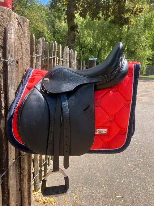 Springzadel 15 inch /prijs verlaagd!!!, Dieren en Toebehoren, Paarden en Pony's | Zadels, Zo goed als nieuw, Ophalen of Verzenden