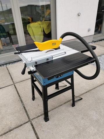 zaagtafel beschikbaar voor biedingen