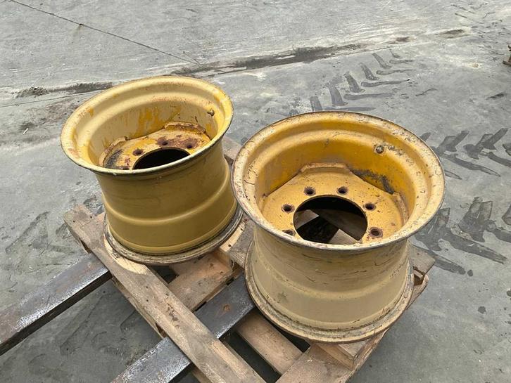 Jantes (2x), Articles professionnels, Agriculture | Pièces | Pneus, Jantes & Essieux