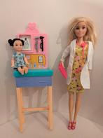 Barbie dokterset, Kinderen en Baby's, Speelgoed | Poppen, Ophalen of Verzenden, Zo goed als nieuw, Barbie