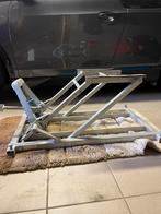 Motorlift Harley, Ophalen