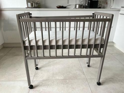 Europe Baby Box Evy II + Matras, Kinderen en Baby's, Babyparken, Zo goed als nieuw, Rechthoekig, In hoogte verstelbaar, Boxkleed