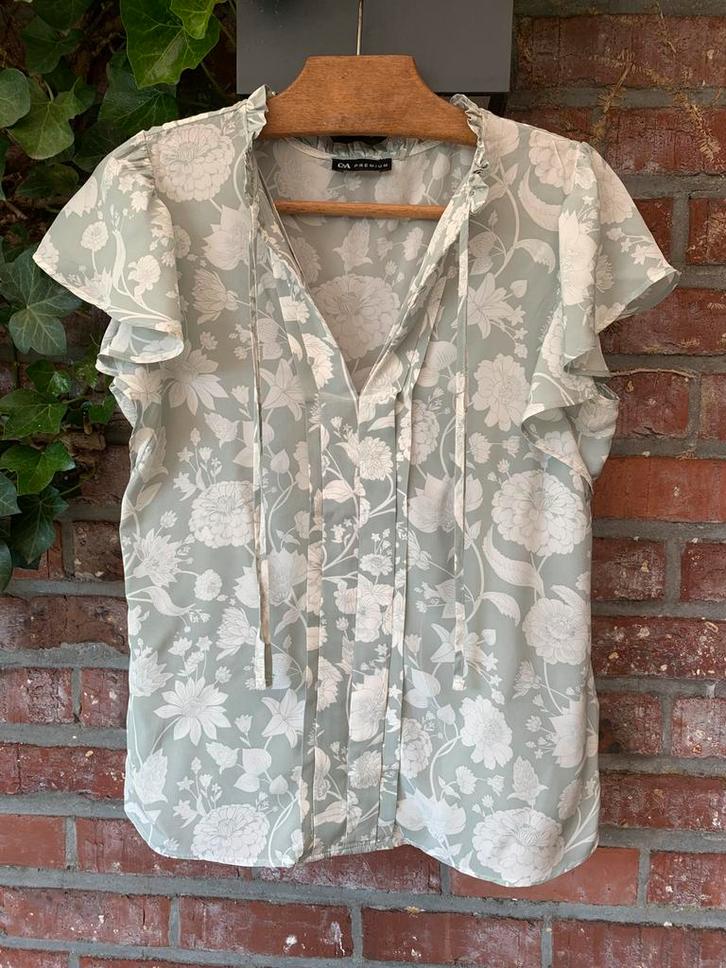 Blouse formelle moelleuse taille S/XS - NOUVEAUTÉ, Vêtements | Femmes, Blouses & Tuniques, Taille 36 (S), Blanc, Enlèvement