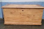 Coffre en pin ancien, Maison & Meubles, Enlèvement, Pin