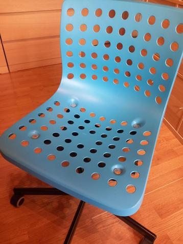 Chaise (pour bureau) enfant beschikbaar voor biedingen