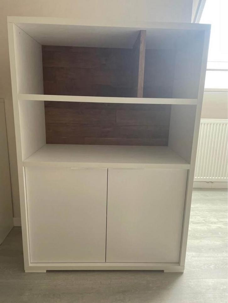 Kast met licht, Huis en Inrichting, Kasten | Boekenkasten, Zo goed als nieuw, Ophalen