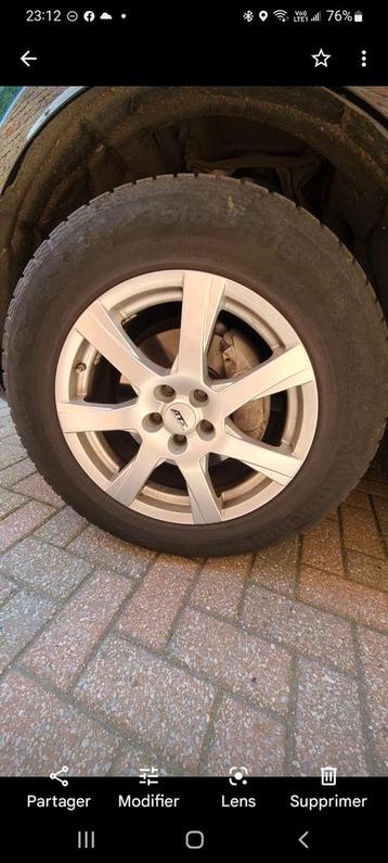 Aluminium velgen en winterbanden beschikbaar voor biedingen