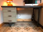 Vintage bureau + stoel Comforto, Huis en Inrichting, Bureaus, Gebruikt, Ophalen of Verzenden, Bureau