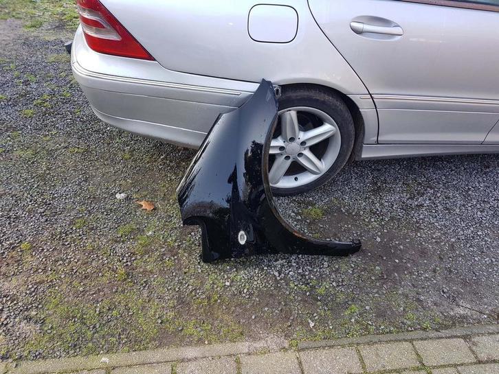 Mercedes A Klasse voorscherm bj 98 tot 2003, Auto-onderdelen, Carrosserie, Spatbord, Gebruikt, Ophalen of Verzenden