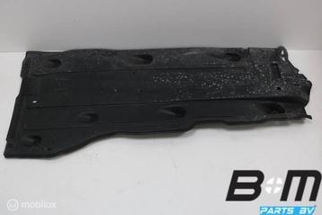 Bodembeschermplaat rechts Audi A3 8V 5Q0825272A beschikbaar voor biedingen