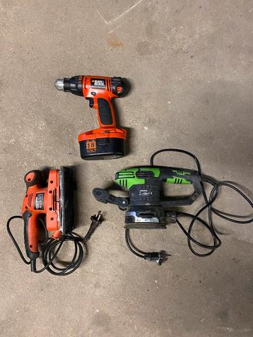 Set van 2 schuurmachines en 1 schroevendraaier beschikbaar voor biedingen