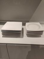 Vierkante borden 30x30 8 stuks+8 soepborden 27x27 8 stuks, Ophalen, Zo goed als nieuw, Bord(en)
