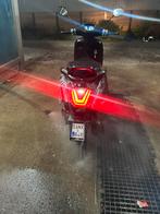 Scooter a klasse, Fietsen en Brommers, Ophalen, Zo goed als nieuw, Benzine