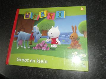 [2947]livre : Musti grand et petit, Garçon ou Fille, Enlèvement ou Envoi, Fiction général, Comme neuf