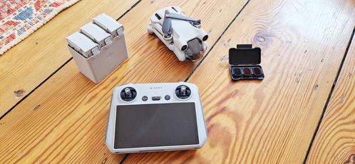 DJI MINI 3 Pro Fly more kit + Uv lens set + Signal booster, Audio, Tv en Foto, Drones, Zo goed als nieuw, Drone met camera, Ophalen of Verzenden