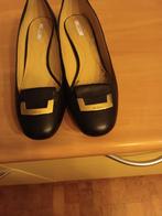Heel mooie platte lederen schoenen  "GEOX ", Kleding | Dames, Schoenen, Ophalen of Verzenden, Zo goed als nieuw