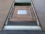 Verlengbare eettafel in nieuwstaat., Ophalen of Verzenden, Zo goed als nieuw