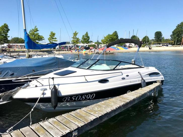 Goed onderhouden speedboat Chaparral - nieuwe bekleding, Watersport en Boten, Motorboten en Motorjachten, Zo goed als nieuw, Ophalen