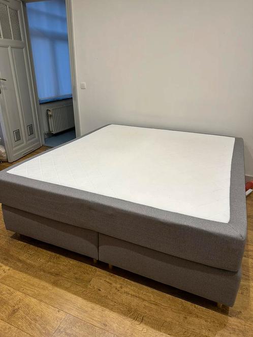 Lit double 180 cm, Maison & Meubles, Chambre à coucher | Lits boxsprings, Comme neuf, 180 cm, 200 cm, Deux personnes, Gris, Enlèvement