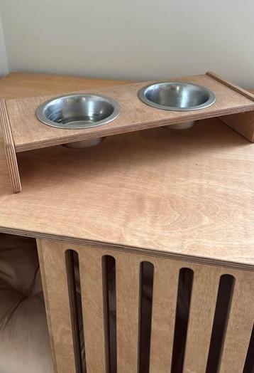 Custom made hondenbench uniek stuk beschikbaar voor biedingen