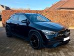 Mercedes benz GLA 200 AMG line, Auto's, Mercedes-Benz, Zwart, USB, Alcantara, Zwart