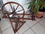 très ancien rouet, Ophalen, Gebruikt, Spinnewiel