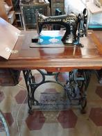 Inklapbare naaimachine  Durkopp met voetpedaal, Antiek en Kunst, Antiek | Naaimachines, Ophalen