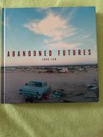 ABANDONED FUTURES, Boeken, Kunst en Cultuur | Fotografie en Design, Ophalen, Zo goed als nieuw