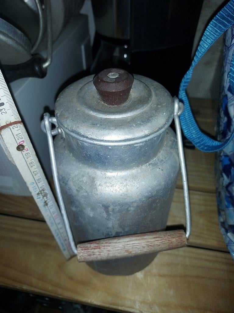 Lot de 2 cruches à lait