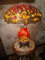 Prachtige Tiffany lamp in perfecte staat, Huis en Inrichting, Lampen | Tafellampen, Ophalen